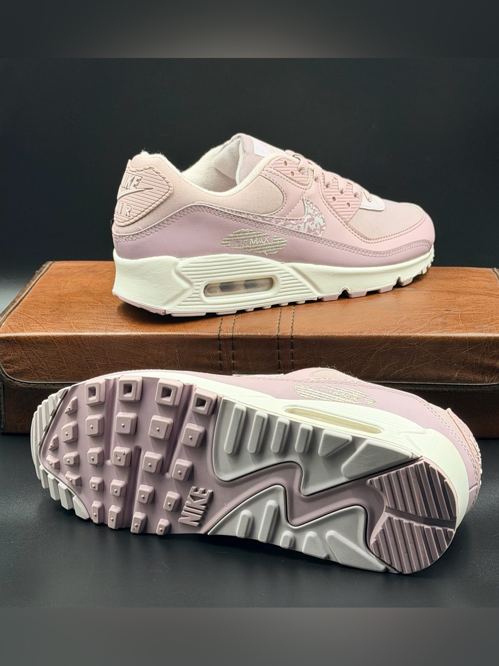 Nike Wmns Air Max 90 'Plum Fog Camo' - Picture 3 of 13